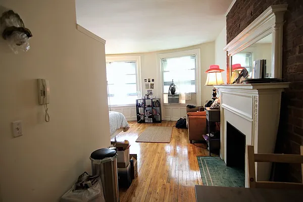 Rented by JK Dansar Corp | media 42