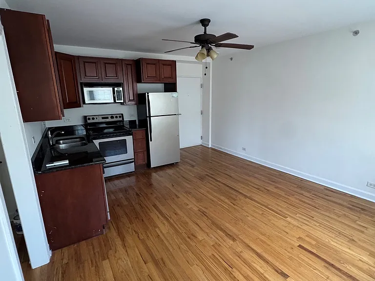 503 Chestnut St #205 — Photo 5