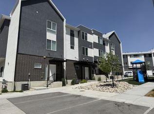 63 E Hamblin Ln #138, Clearfield, UT 84015
