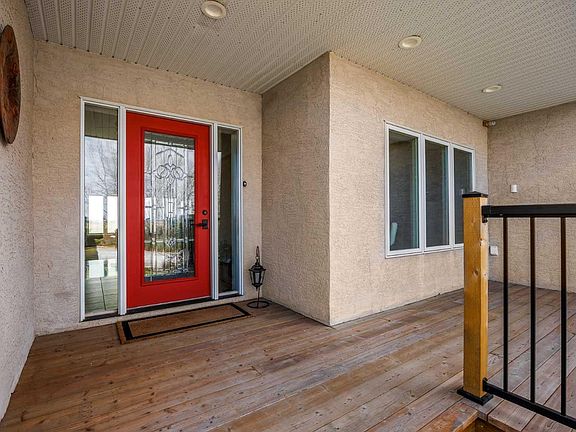 3rd image of 262039 Township Road 224