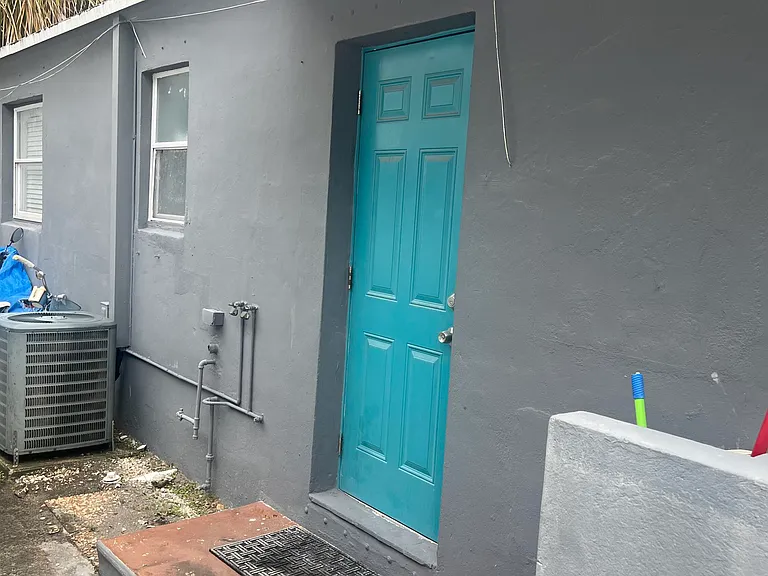 2034 Taylor St — Photo 19