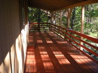 4960 Steelhead Ln, Pollock Pines, CA 95726