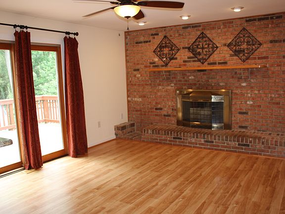 5th image of 517 Retford Dr