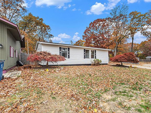 3rd image of 2959 Woodcliffe Dr