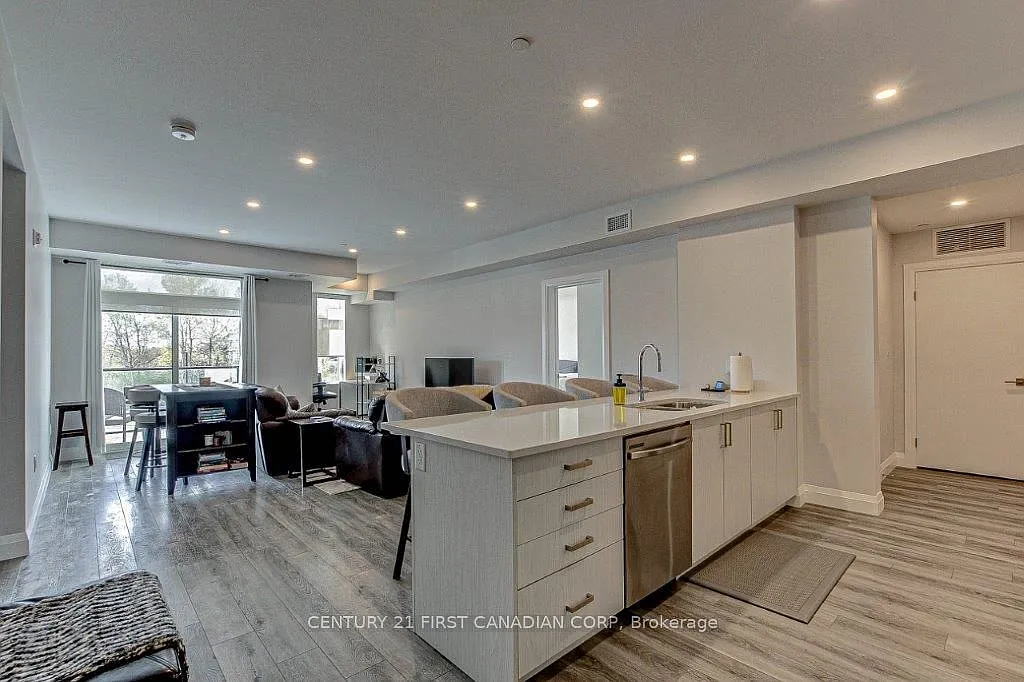 2 bed, $2,495 — Photo 4