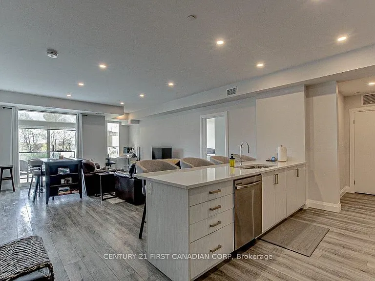 200 Callaway Rd #307 — Photo 4