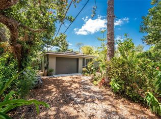 875 Morrison Ave, Englewood, FL 34223