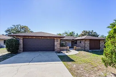 3 bed, 2.0 bath, 1697 sqft, $1,900 — Photo 1
