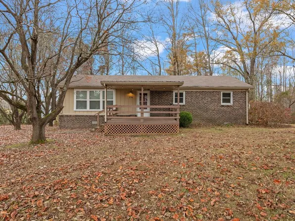 170 Horseshoe Dr, Cookeville, TN 38506