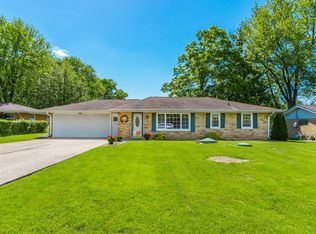 107 Woodway Ct, East Peoria, IL 61611