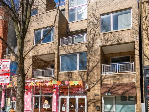 1750 W Division St APT 201, Chicago, IL 60622