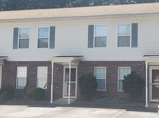 1541 20th Ave NE, Hickory, NC 28601