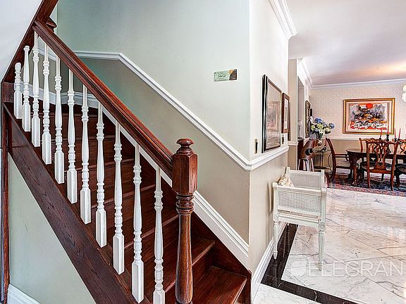 5th image of 402 E 90th St #1112B
