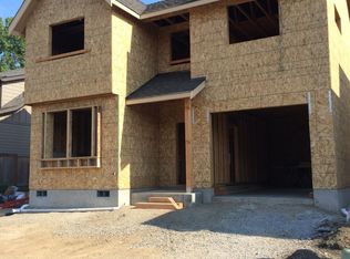 1178 W 27th Pl, Eugene, OR 97405