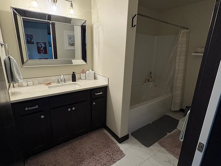 5425 Vermeer Ln — Photo 11