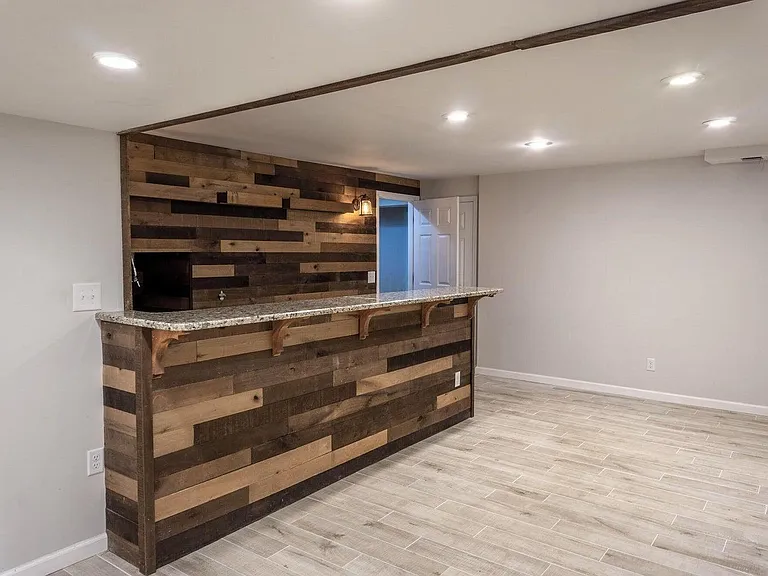 7492 Fairfield Lakes Dr — Photo 36