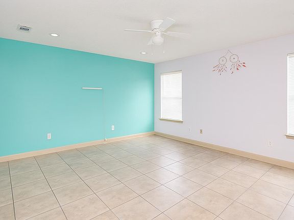 5th image of 4470 Pilcher Rd