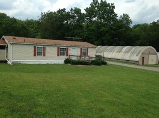 79 N Mill Rd, Mercer, PA 16137