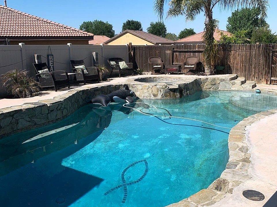 2nd image of 1013 Felecita Rd