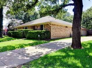 2702 Butler Dr, Arlington, TX 76012