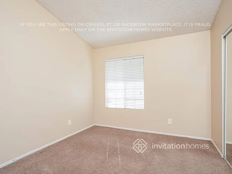 19086 Reindeer Dr — Photo 14