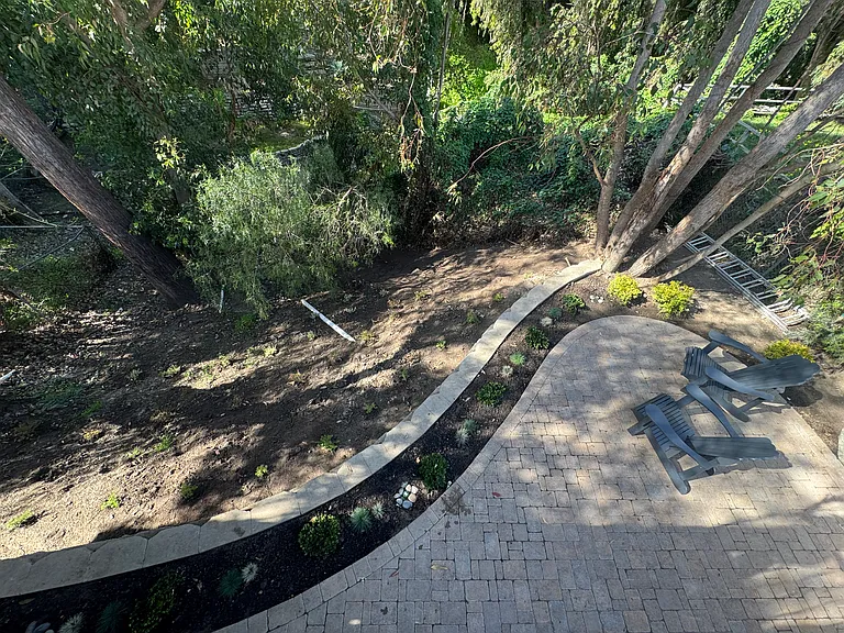 150 Loma Ln — Photo 33