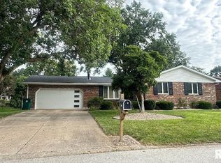 2631 Ken Ray Dr, Quincy, IL 62301