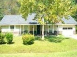 215 Westwood Dr, Rincon, GA 31326