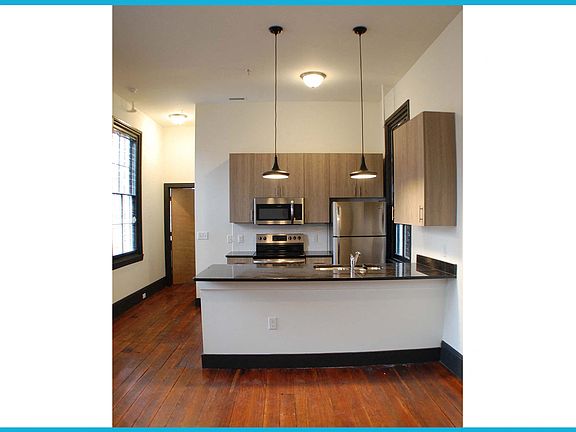 5th image of 316 E Grace St #101