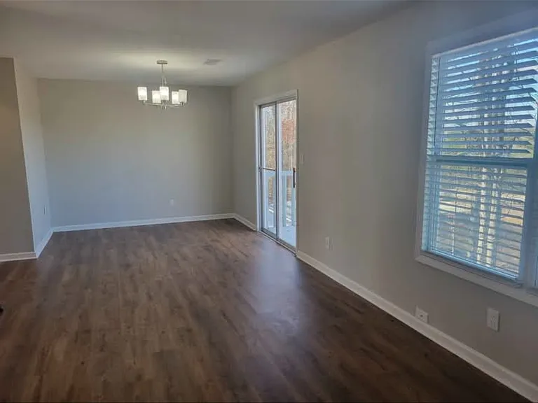 4723 Pebble Ln — Photo 7