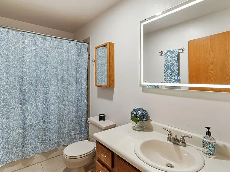 2550 Ramsgate Ter — Photo 25