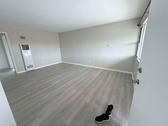 4th image of 4138 37th St