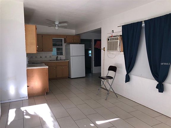 4th image of 815 67th St S