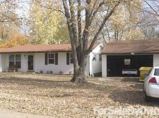 8063 N 2000 East Rd, Downs, IL 61736