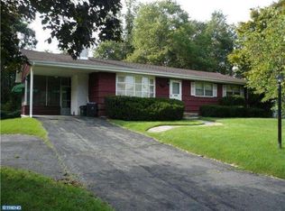 549 Rutgers Ave, Hamilton, NJ 08619