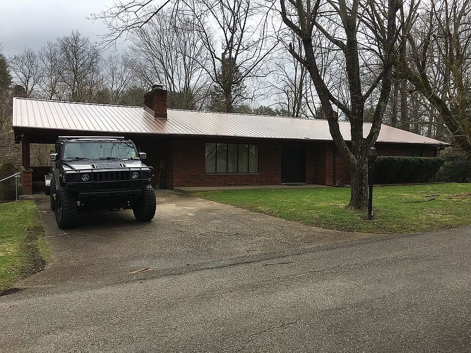2nd image of 173 Shasta Dr