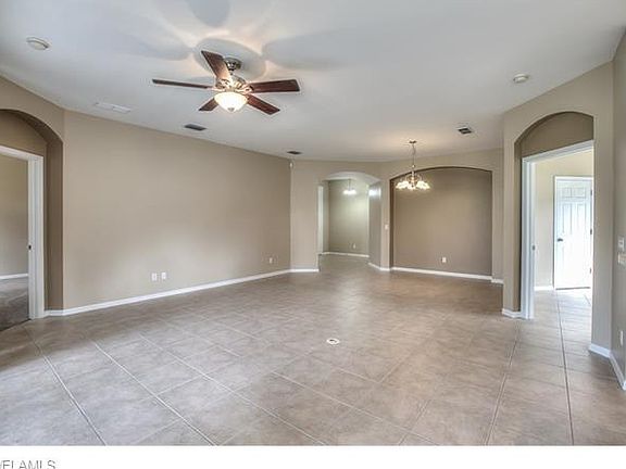 5th image of 28124 Tamberine Ct Unit 1011