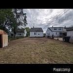 4th image of 7541 Parkland