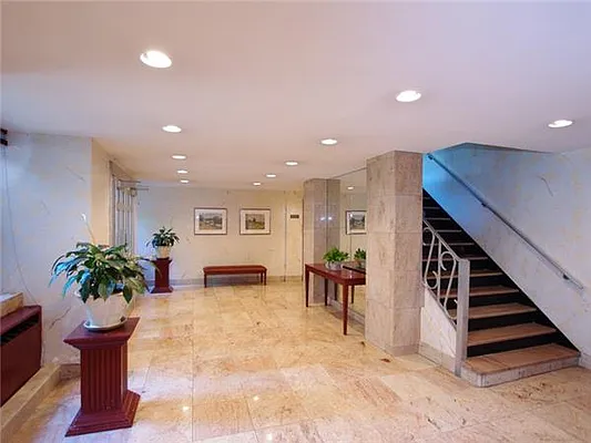 Sold by Exclusive Properties Sotheby's International Realty | media 23