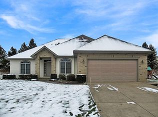5095 Coventry Dr, Erie, PA 16506