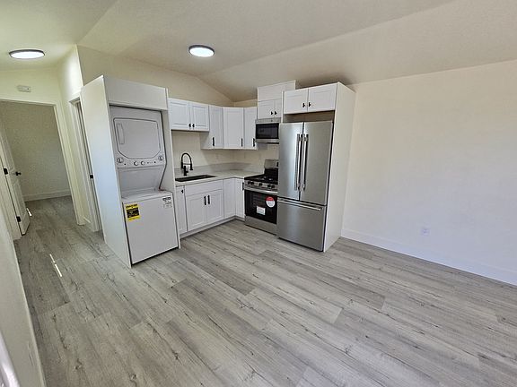 5th image of 1846 Klauber Ave #3