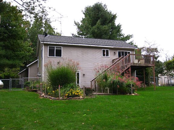 2nd image of 5825 Ellcourt Dr
