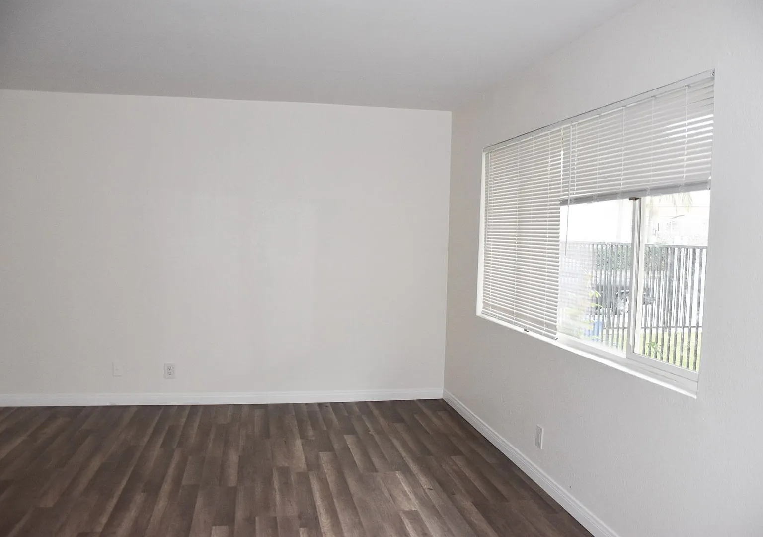 Kroeger 411 — Photo 1