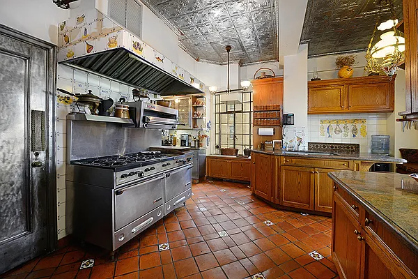 Sold by Corcoran | media 5