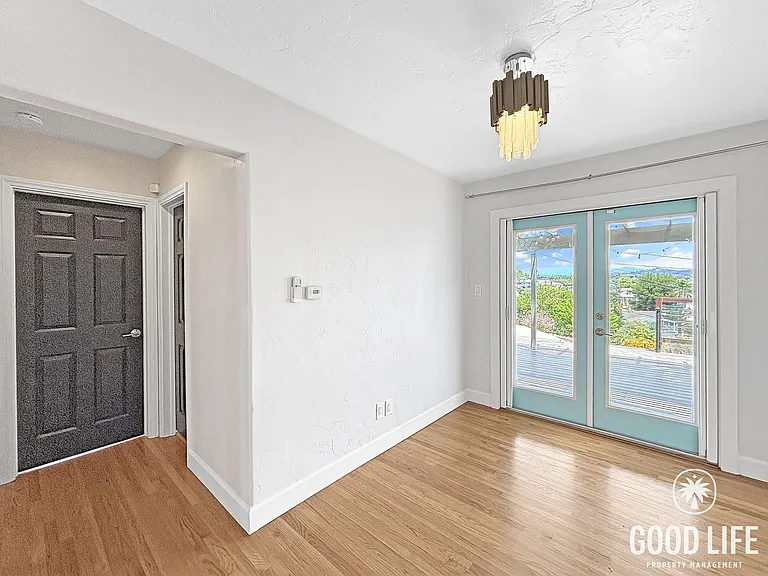 4241 E Overlook Dr — Photo 7