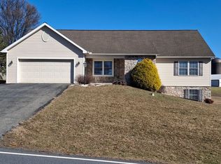 615 Hereford Rd, Elizabethtown, PA 17022