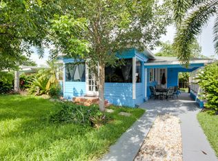 1417 N Palmway, Lake Worth, FL 33460