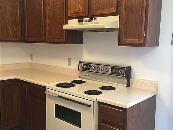 4th image of 319 N 13th St APT 3