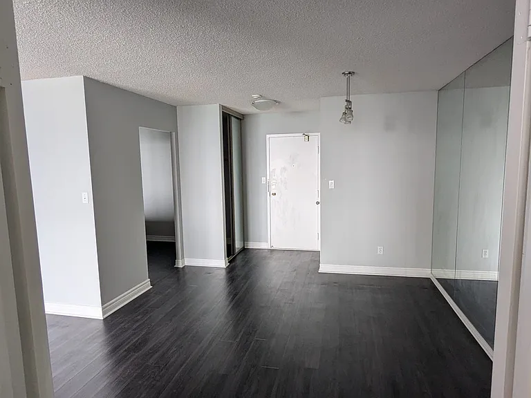 55 Bamburgh Cir #1608 — Photo 6