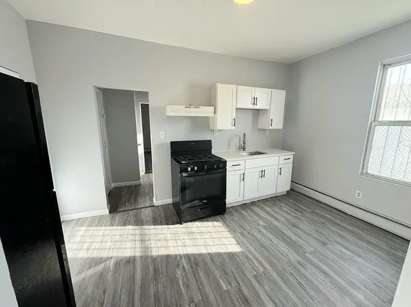 1104 Grove St, Irvington, NJ